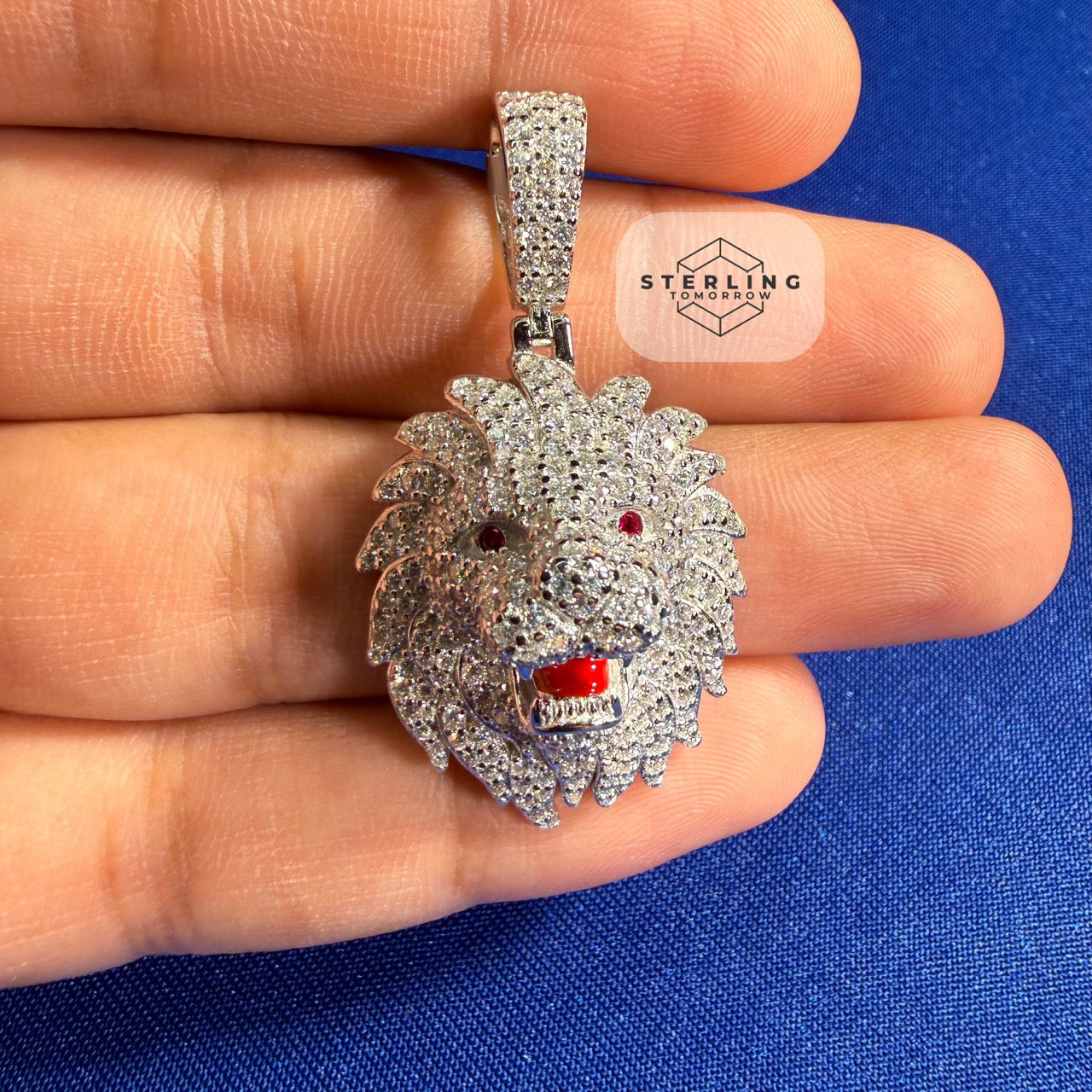 Moissanite VVS Lion Head Pendant 925 Silver Iced Out Free Steel Rope Chain