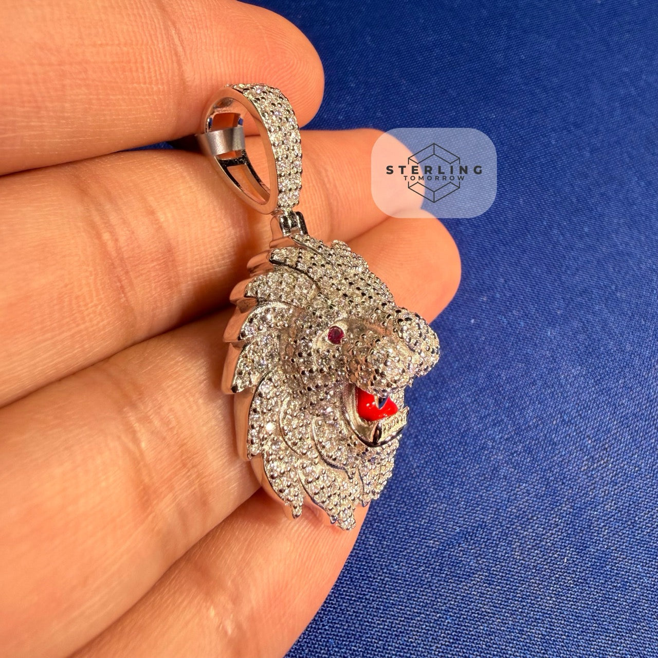 Moissanite VVS Lion Head Pendant 925 Silver Iced Out Free Steel Rope Chain