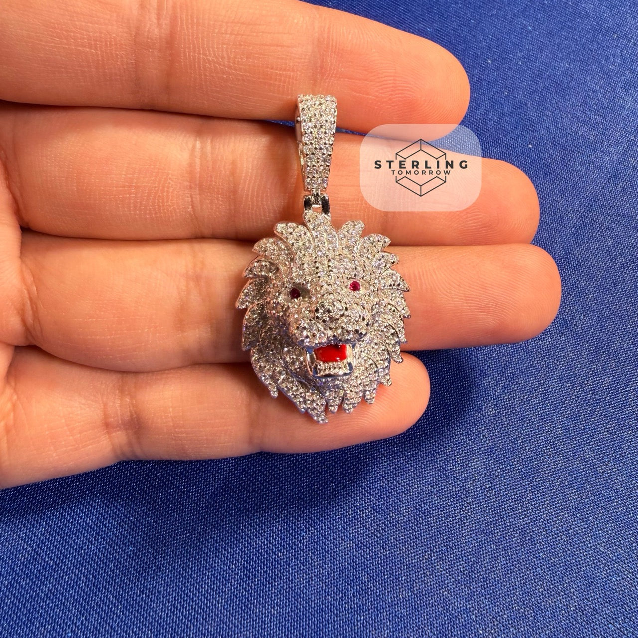 Moissanite VVS Lion Head Pendant 925 Silver Iced Out Free Steel Rope Chain