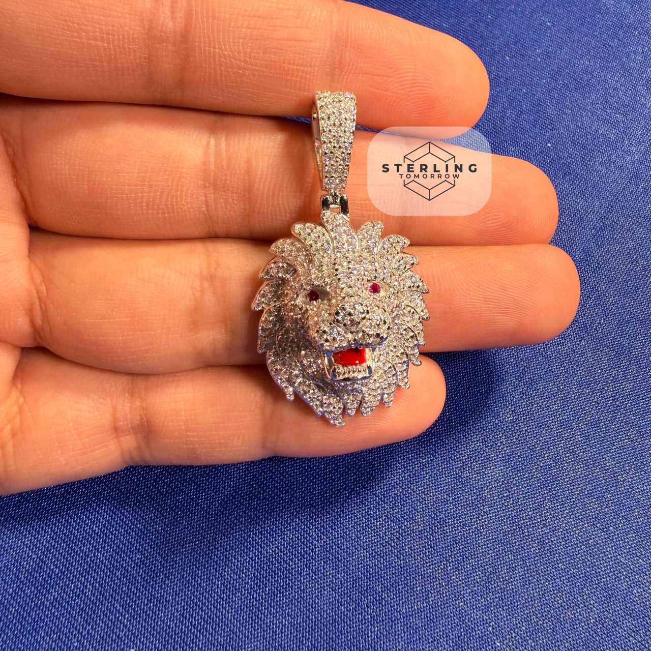 Moissanite VVS Lion Head Pendant 925 Silver Iced Out Free Steel Rope Chain