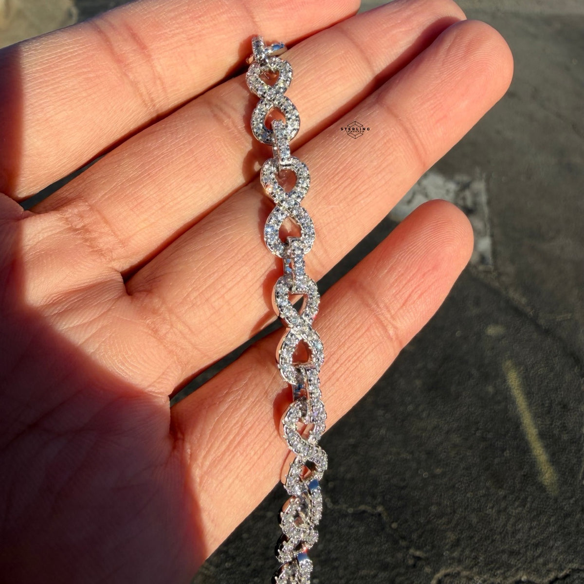 925 Sterling Silver 8mm 8" Infinity Bracelet