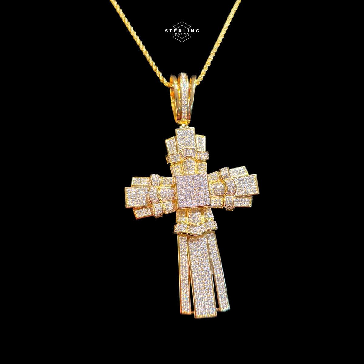 X Large Gold Cross Iced Out Detail Pendant