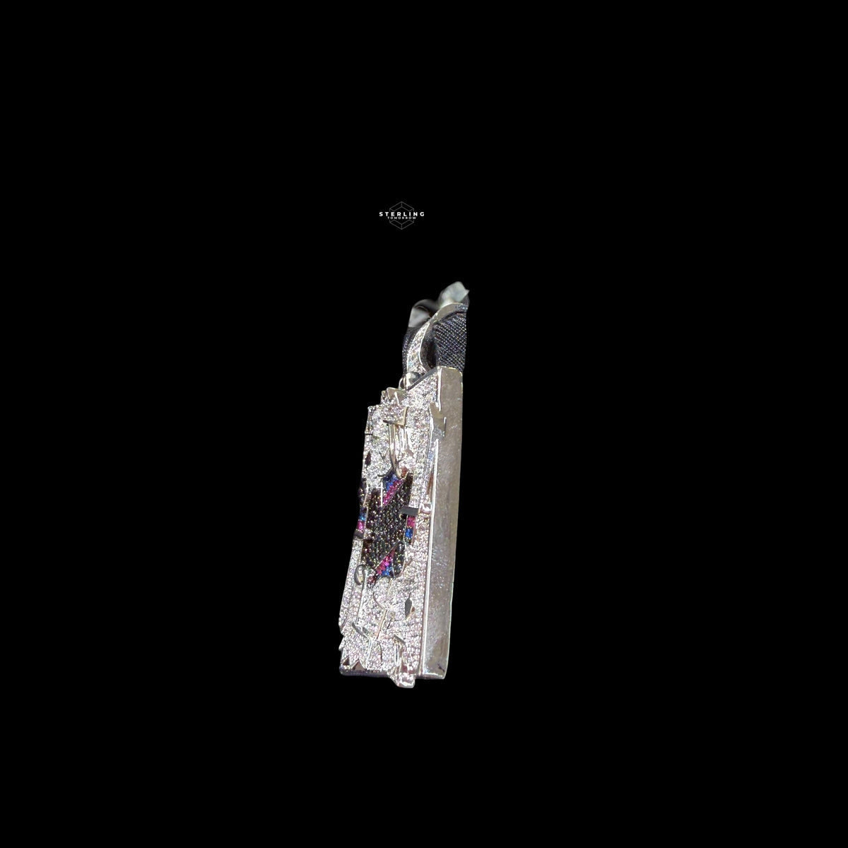 King Playing Card Pendant | 14K White Gold Plated Poker King CZ Hip Hop Necklace, Iced Out Card Pendant with Free Rope Chain