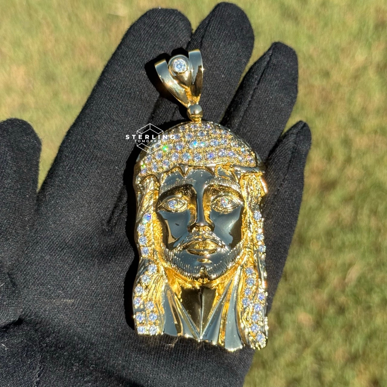 Jesus Face Large Gold Tone Pendant