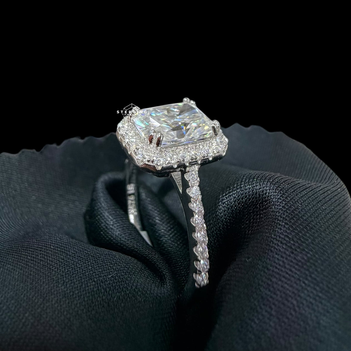 Radiant Cut Moissanite Ring