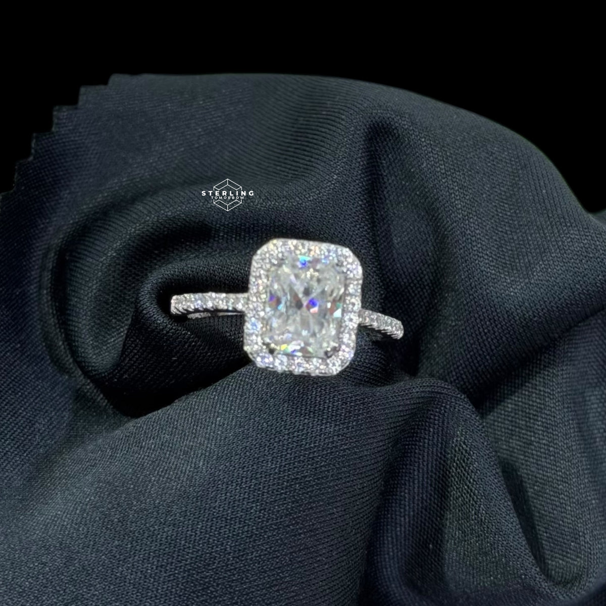 Radiant Cut Moissanite Ring