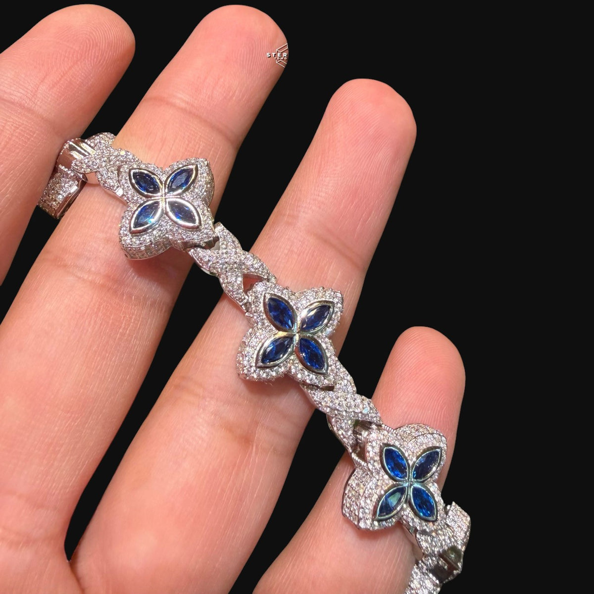 Moissanite Blue Star Infinity Bracelet 17mm 8"