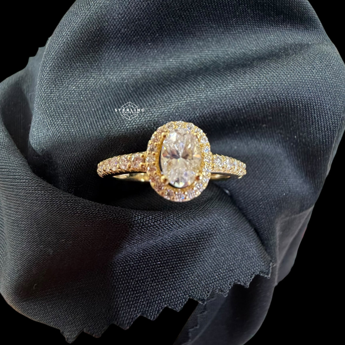 2CT Oval Moissanite Halo Ring