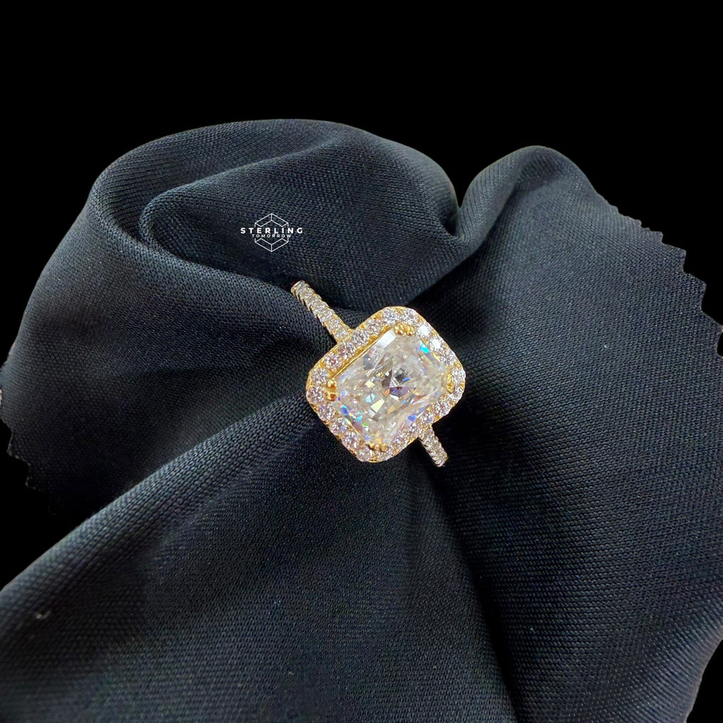 Radiant Cut 2.6 CTW Moissanite Ladies Engagement Ring 14k Gold 925 Silver