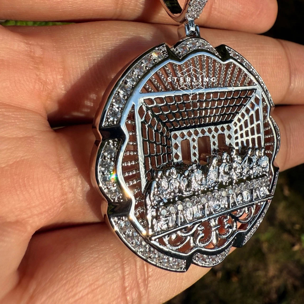 Last Supper Sculpted Religious Pendant